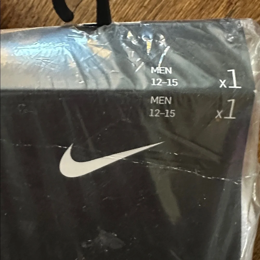 NIKE Mens NBA sock bundle - 3 pair White wNavy X-Large Mens 12-15 - BRAND NEW